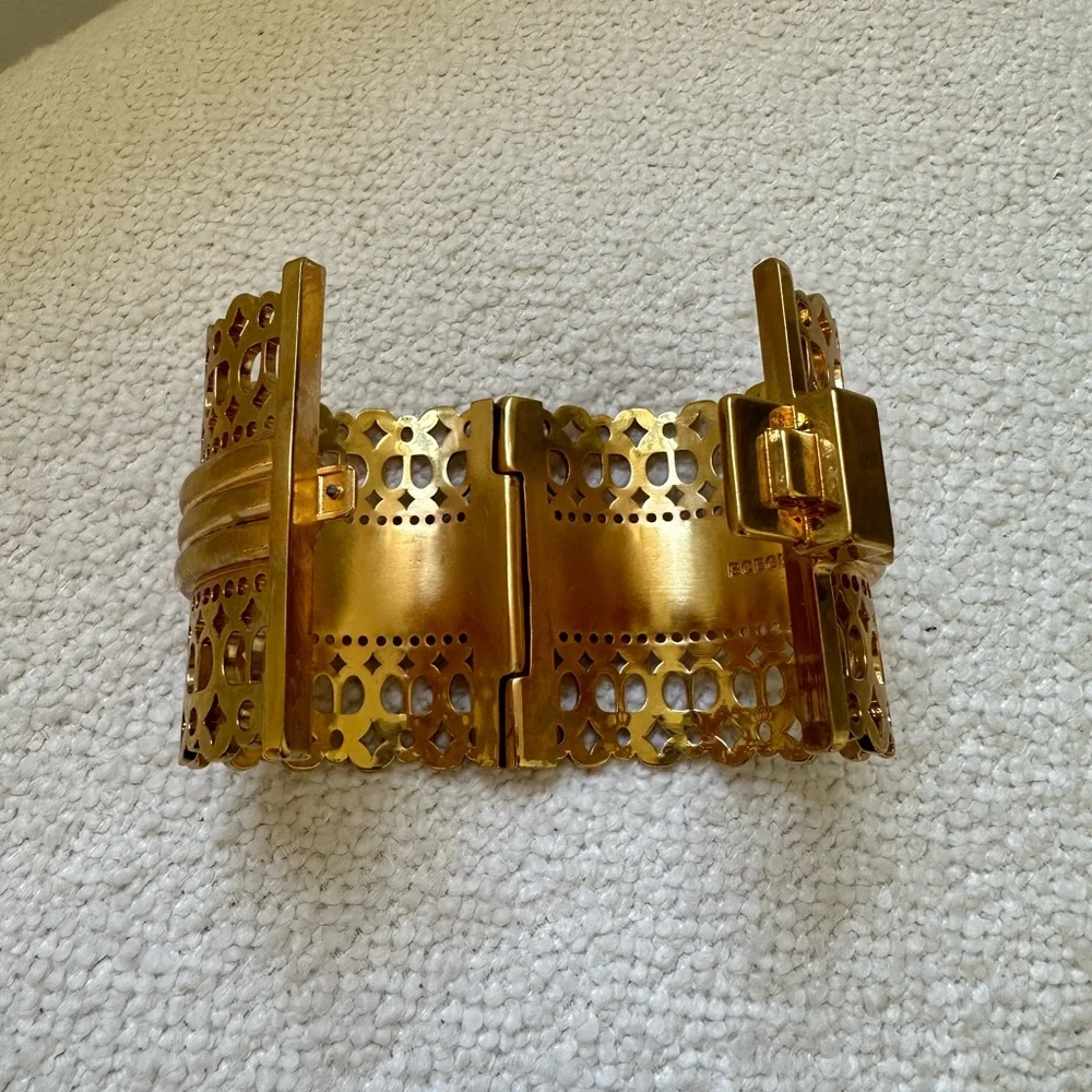 Gold BCBG Bangle - Picture 2 of 5